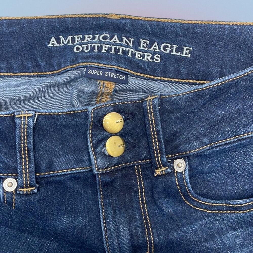 AMERICAN EAGLE Women’s 4 ARTIST CROP Blue Jeans - Picture 4 of 4
